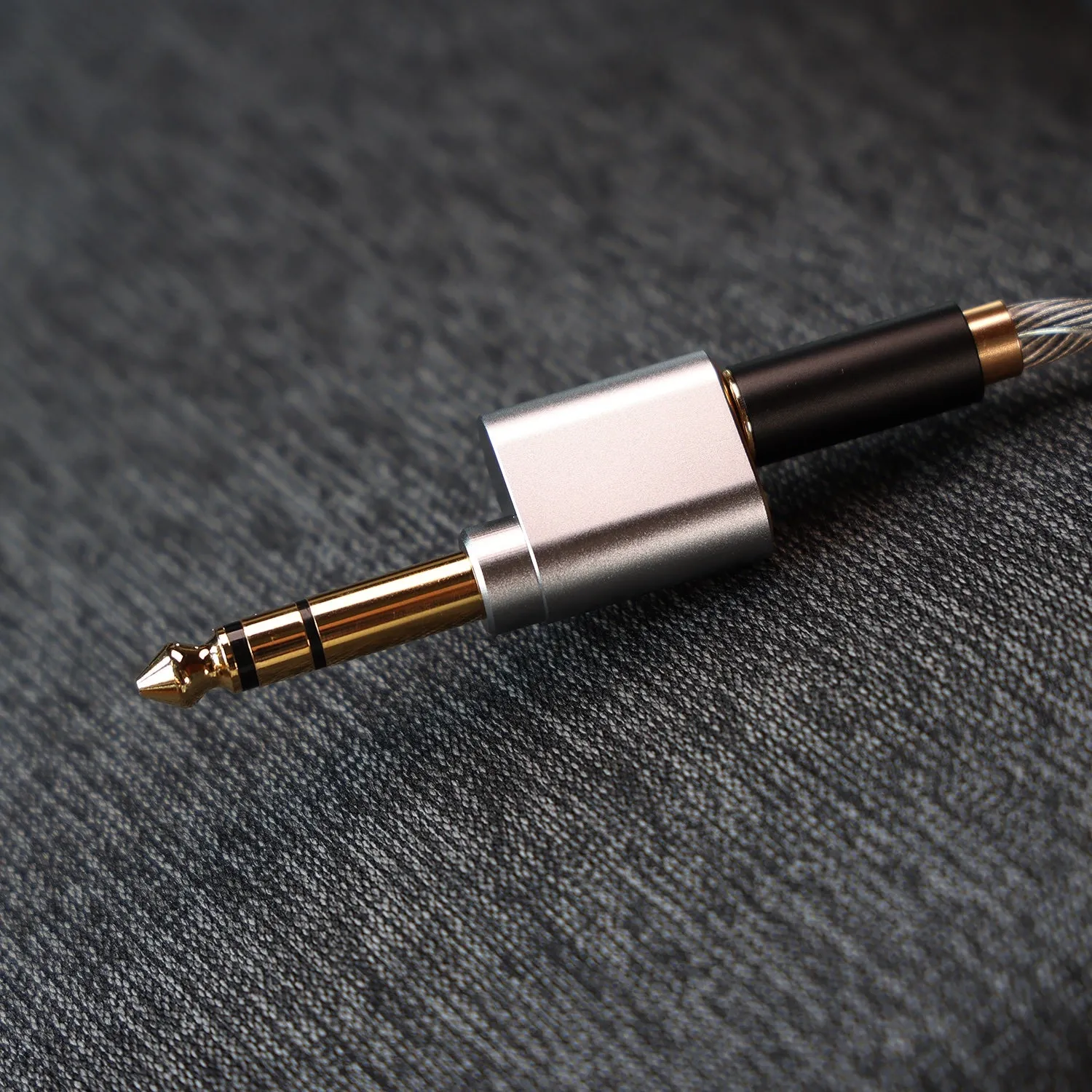 ddHiFi DJ65B(AL) Headphone Adapter | 4.4mm F to 6.3mm M