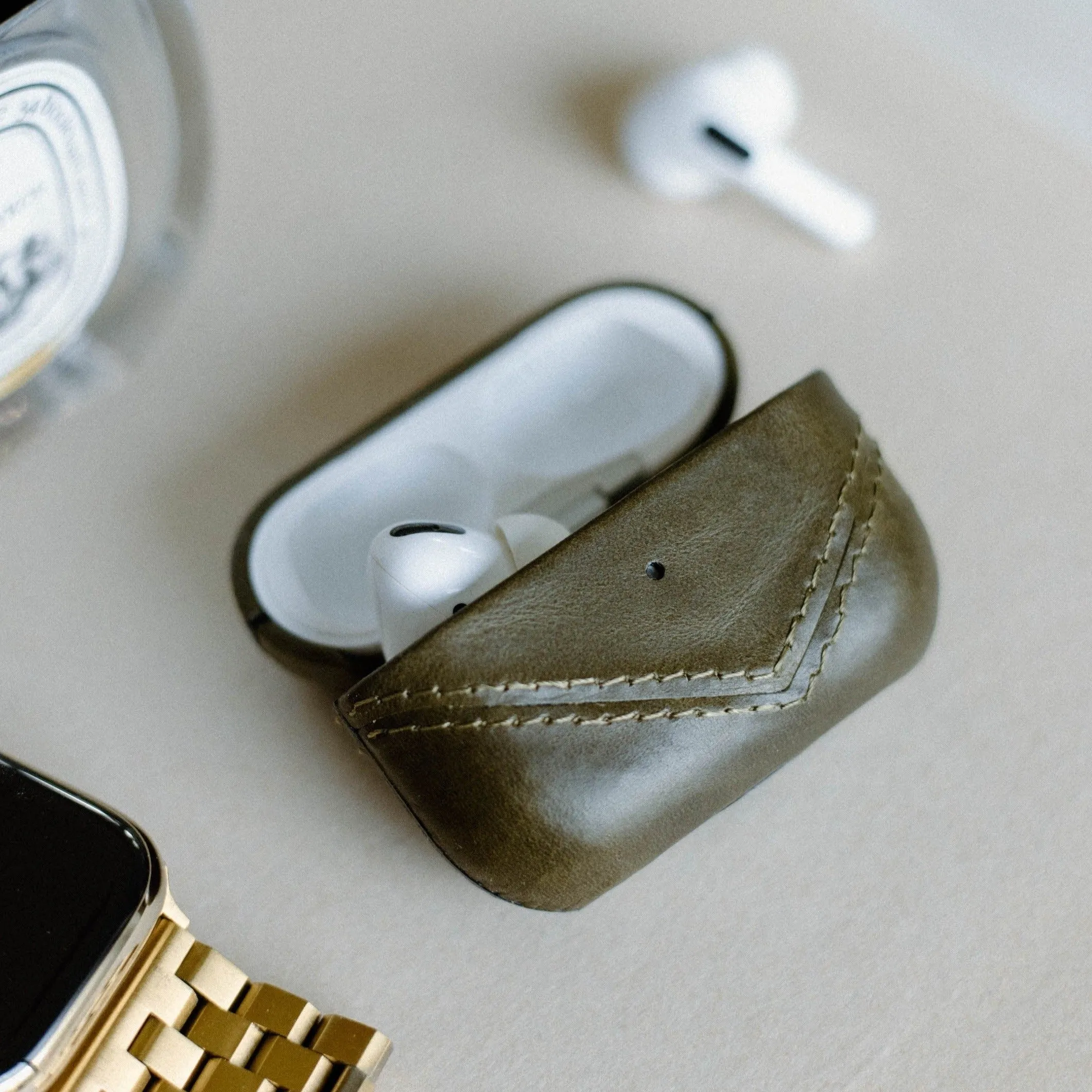 Leather AirPods Cases - MAVERICK