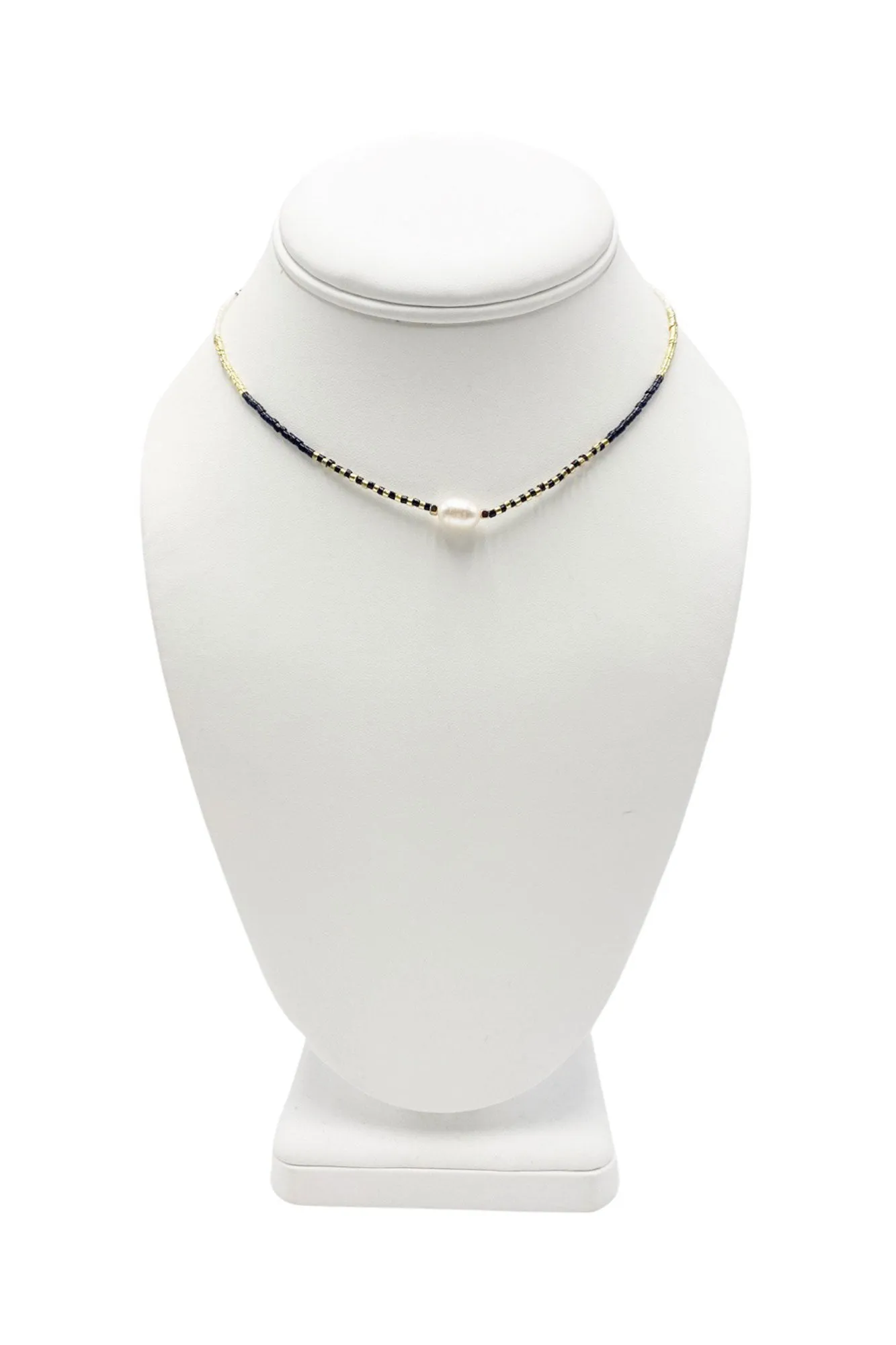 Meghan Browne- Dandy Pearl Center Necklace